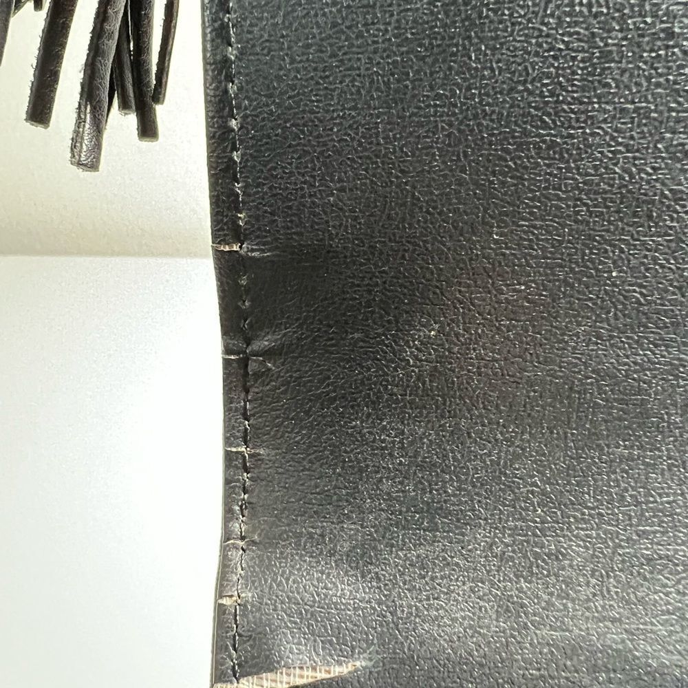 Crossbody bag black/ gold magnetic fastening chains - Picture 11 of 16